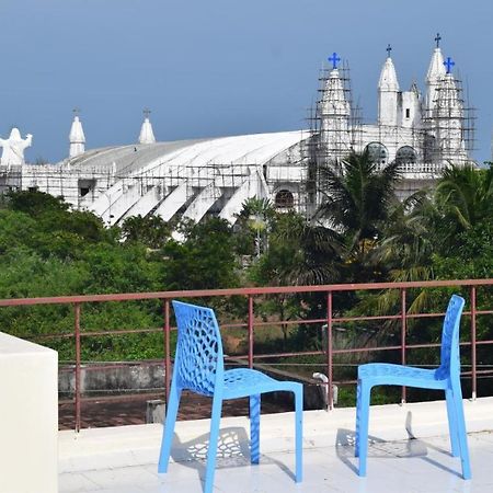 Velanganni Vinodth Homestay Exterior foto